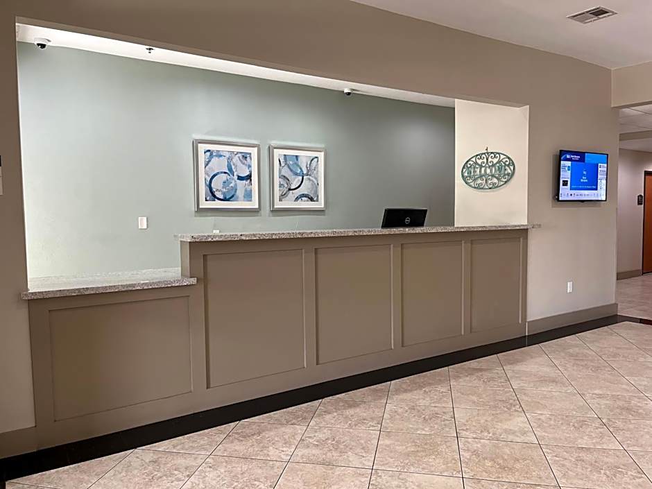 Best Western Cleveland Inn & Suites