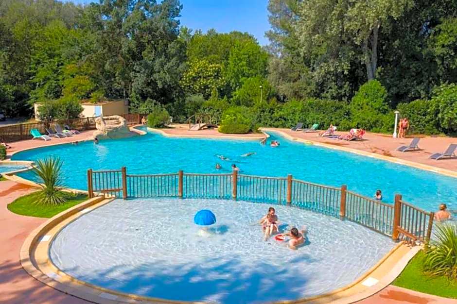 Camping 4 étoiles - Piscine - ef00ai