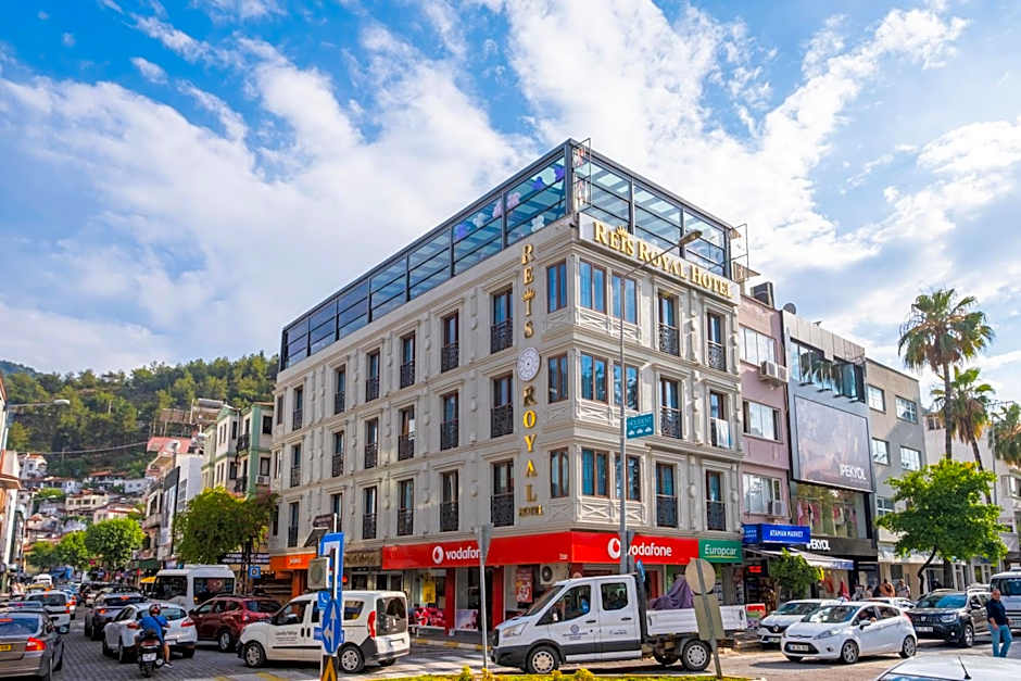 Reis Royal Hotel