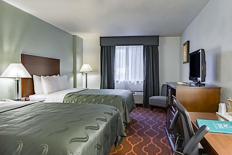 Quality Inn & Suites Vancouver North
