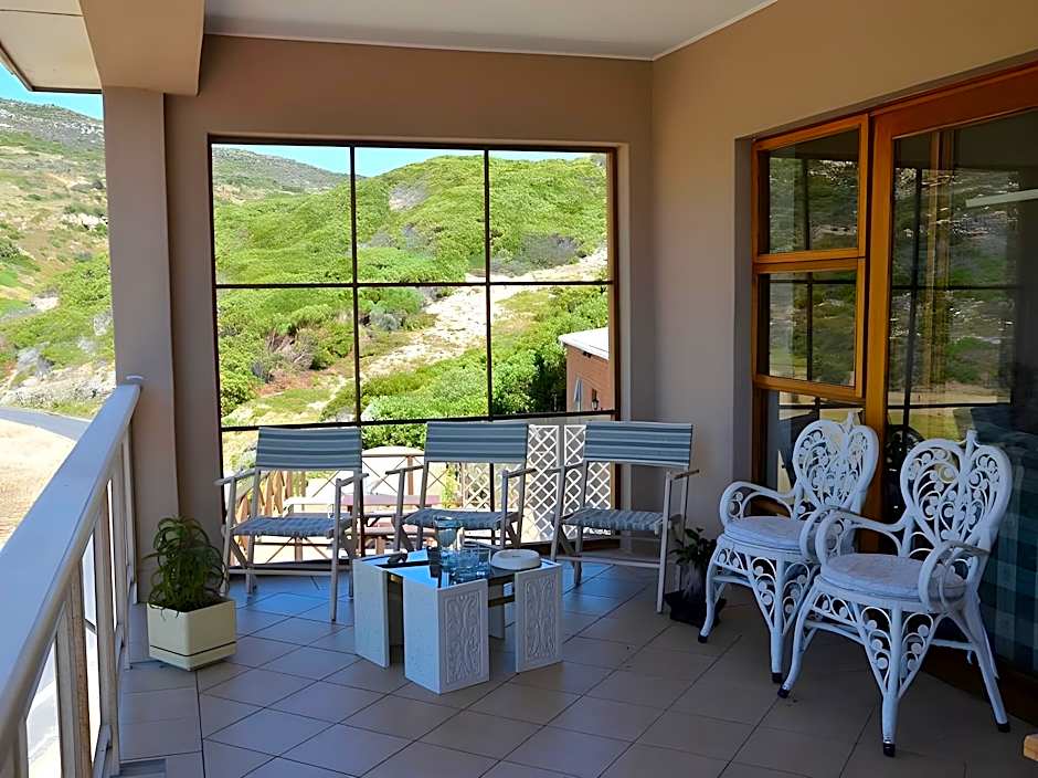 15 On Penguin Guest House