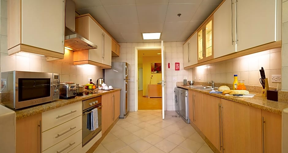 Oaks Liwa Heights Hotel Apartments