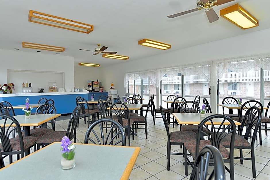 Travelodge by Wyndham Mackinaw City