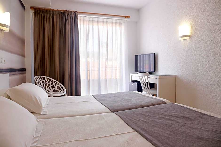 KAKTUS Hotel Volga