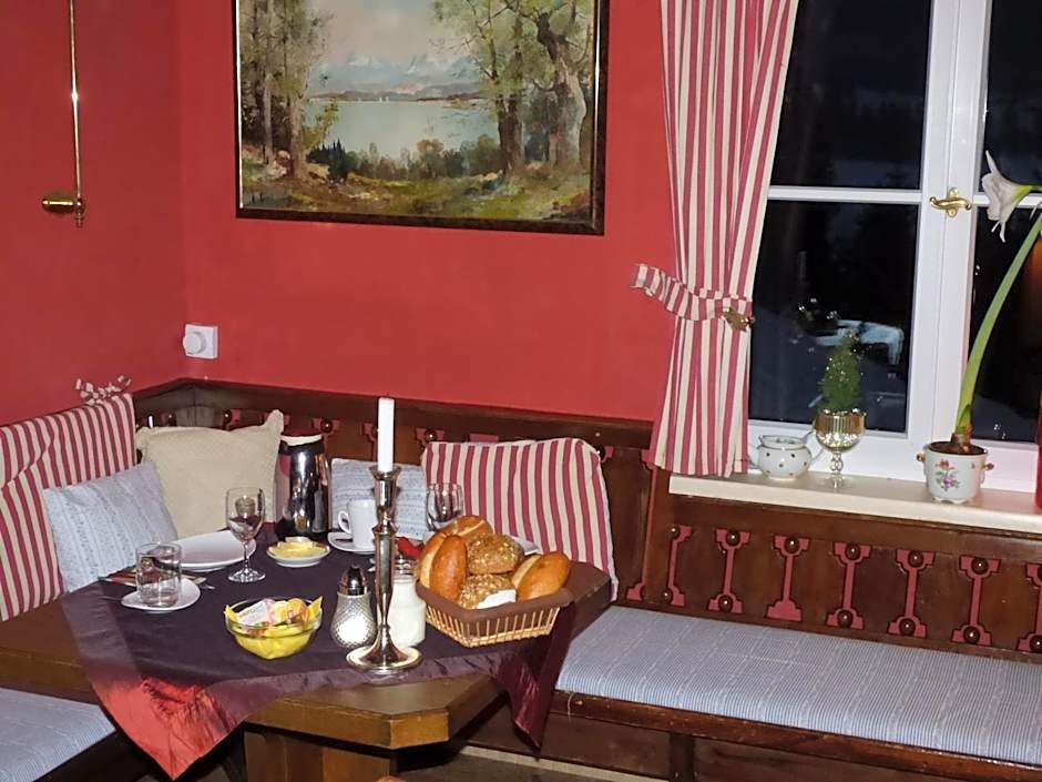 Bäckeralm© - B&B 16 +