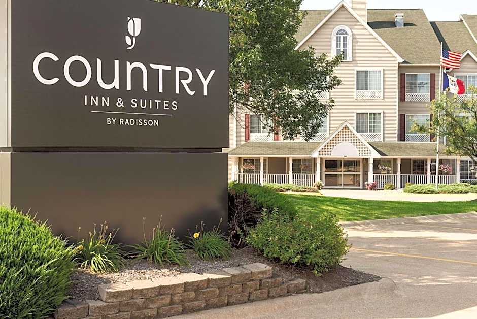 Country Inn & Suites by Radisson Davenport - Quad Cities