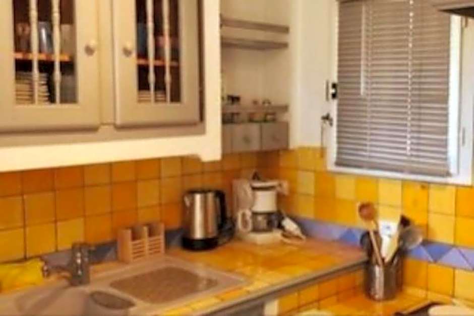 Appartement 60m2 - 2 Chambres à une minute des plages, parking privé