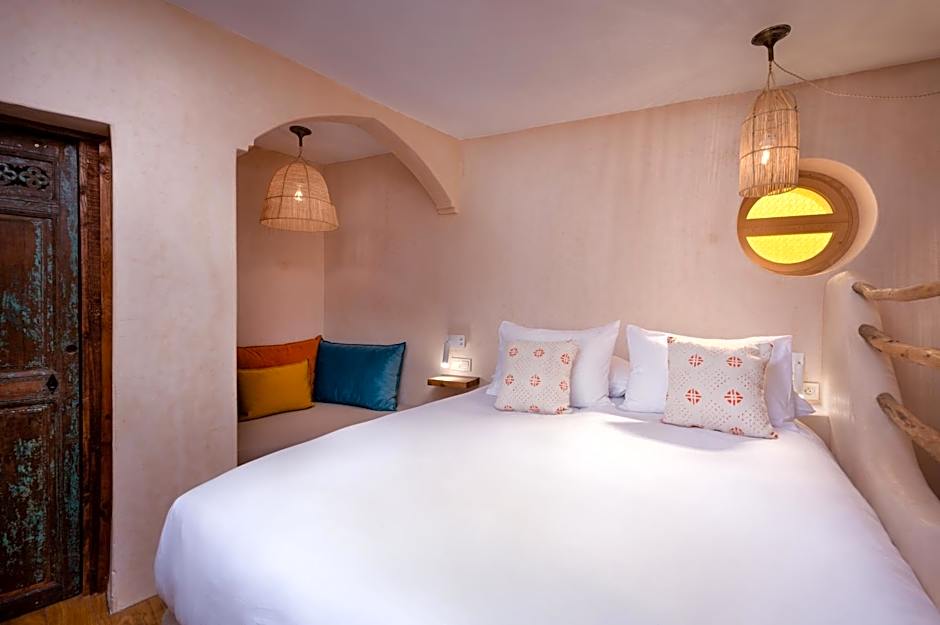 Mama Lova Hôtel, Riad, Restaurant & Spa