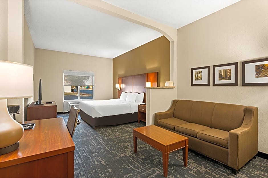 Comfort Suites Kansas City-Liberty