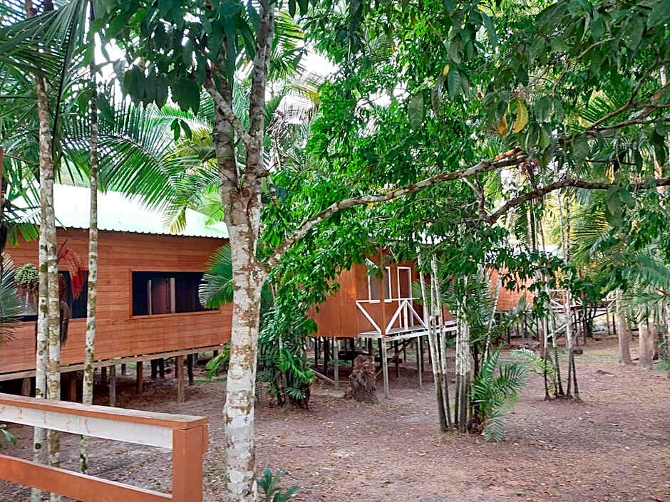 Seringal jungle Lodge