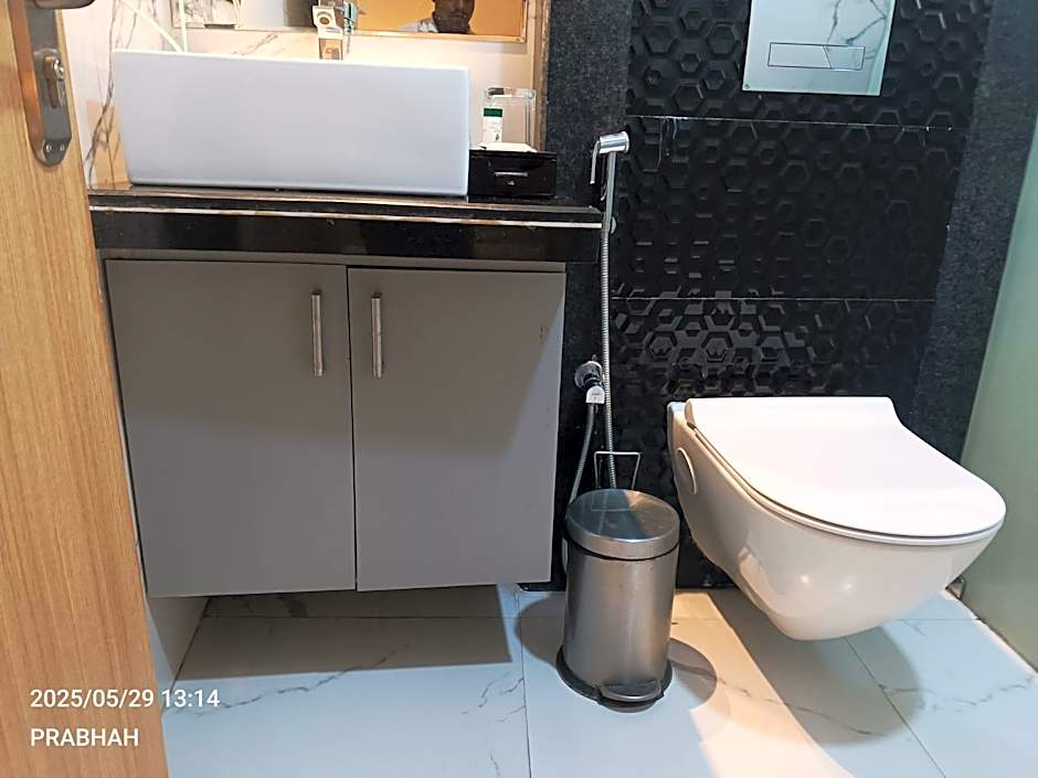 LUXUS INN DHANBAD