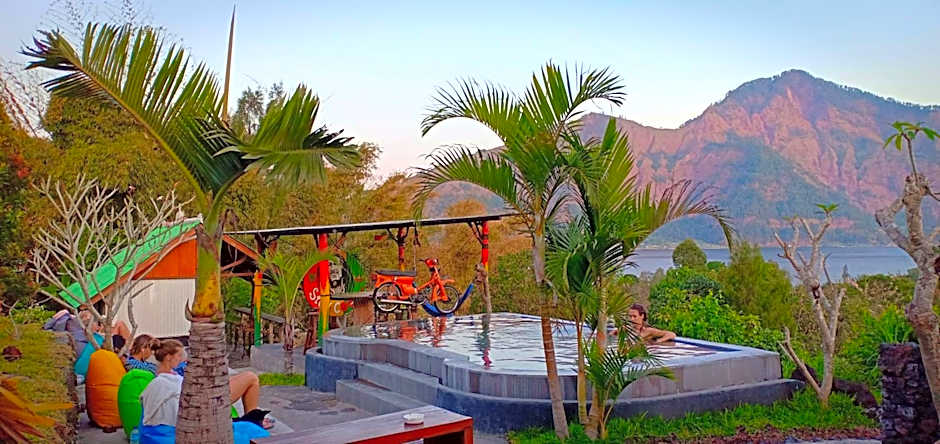 Black Lava Hostel and Lodge