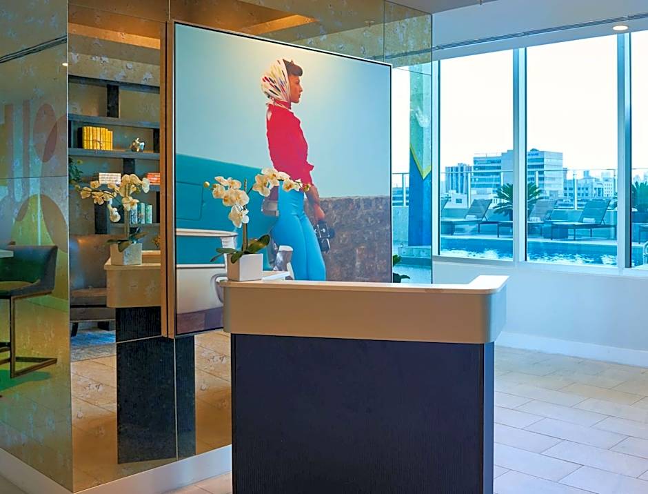 Serena Hotel Aventura, Tapestry Collection By Hilton