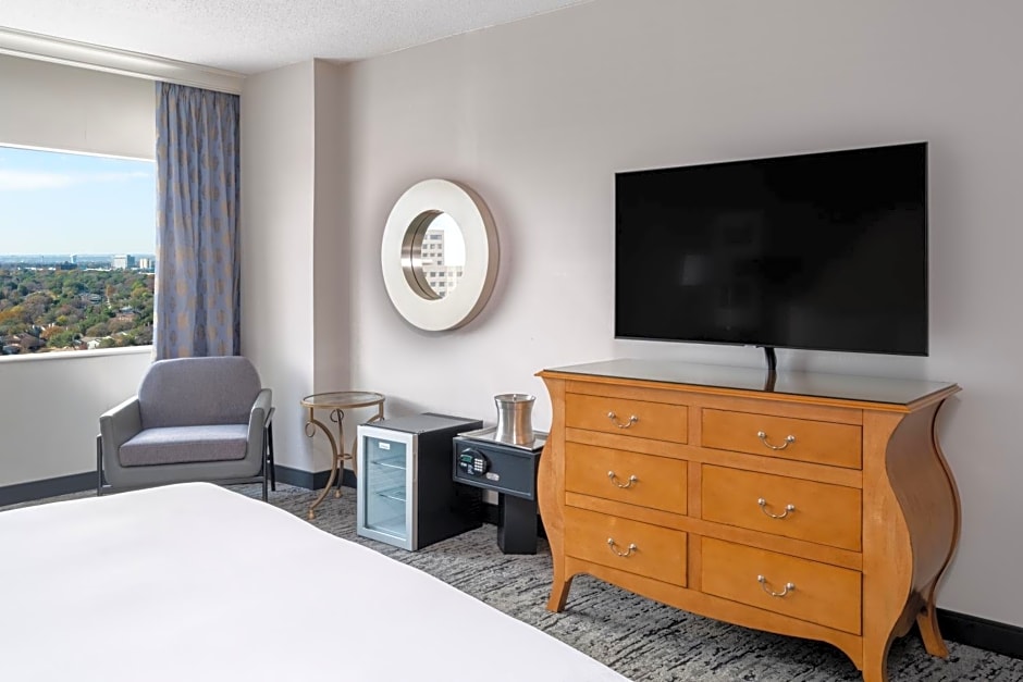 Hilton Dallas Lincoln Centre