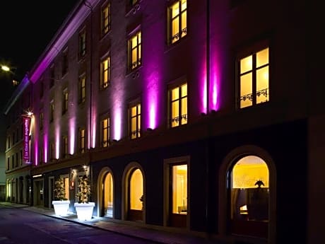 La Cour Des Augustins Boutique Gallery Design Hotel