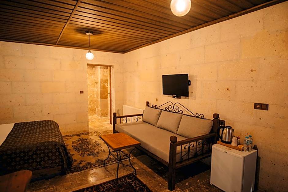 Çavuşin Cave House-Cappadocia