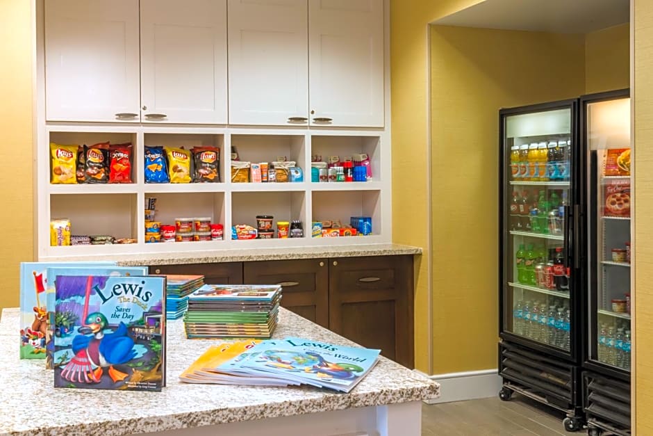 Homewood Suites by Hilton St. Louis Riverport- Airport West