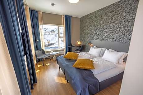 Superior Double or Twin Room with Sea View