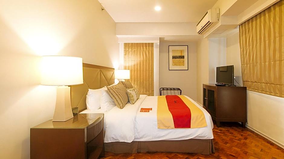 RedDoorz Premium @ The Residences Olympia Makati – Makati, NY