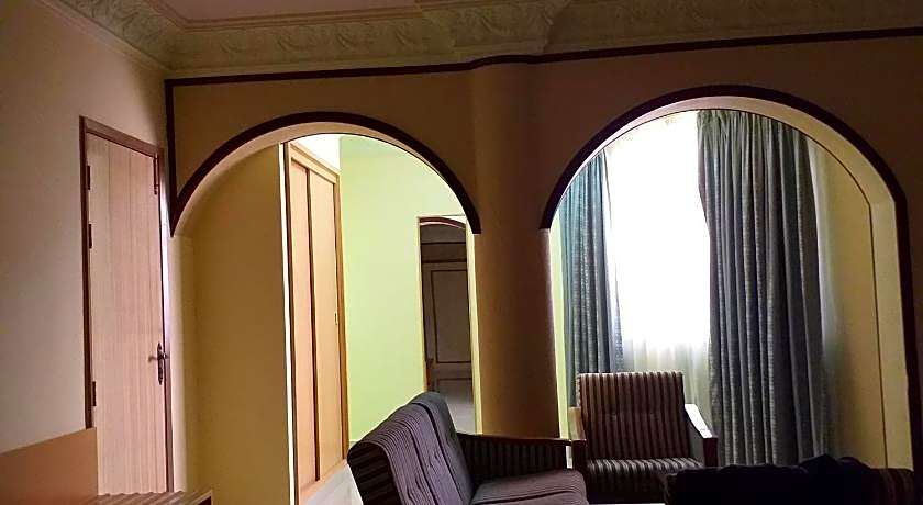 Bowshar International Hotel