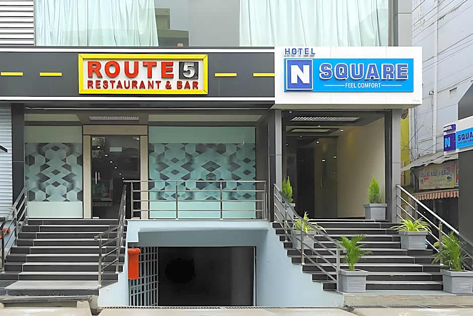 Itsy Hotels N Square