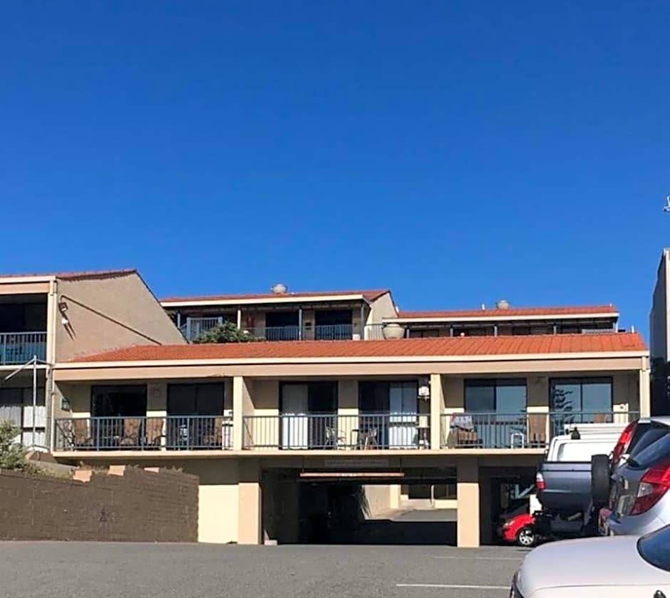 Coastal Oceanview 2bedrm 2bath Pool & Slide!