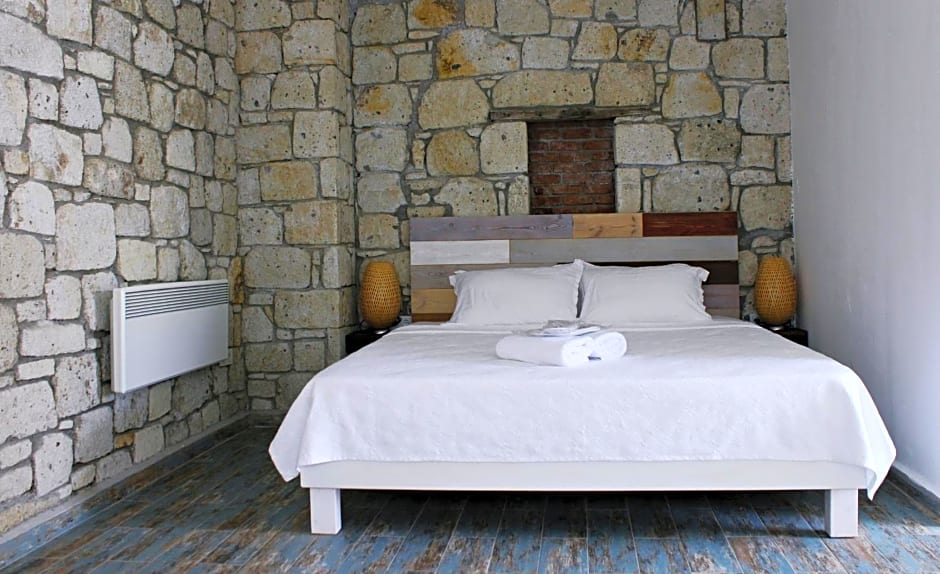 Panda Alacati Hotel