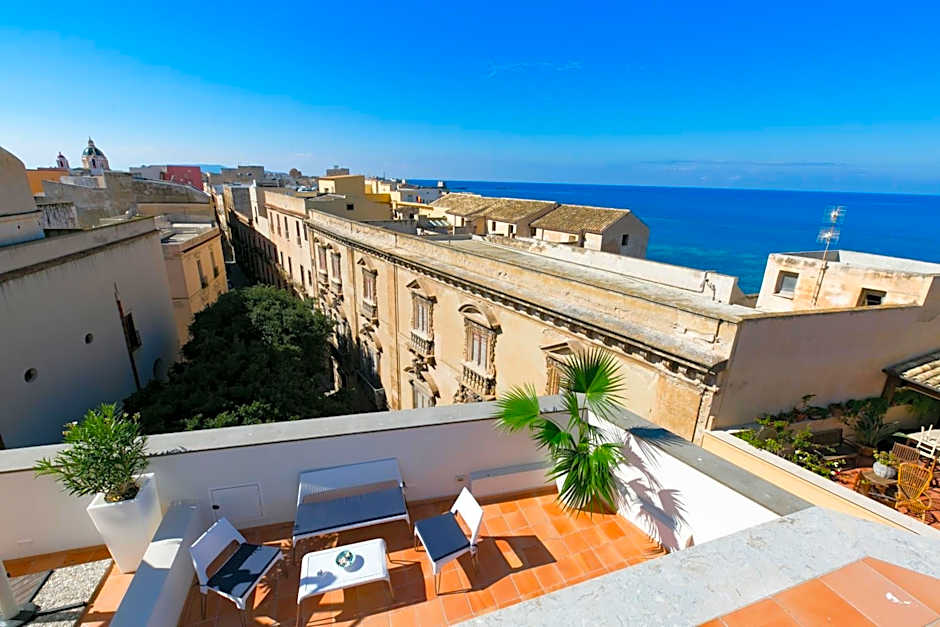 ZIBIBBO SUITES & ROOMS - Aparthotel in Centro Storico a Trapani