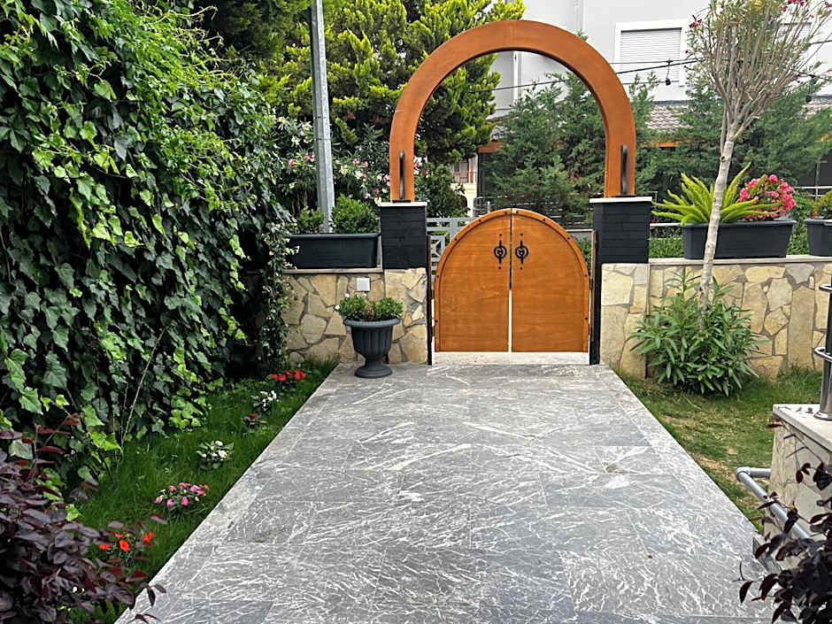 Ada Konak Otel