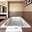 Comfort Inn & Suites Vancouver Downtown City Center