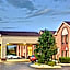 Days Inn & Suites by Wyndham Louisville SW