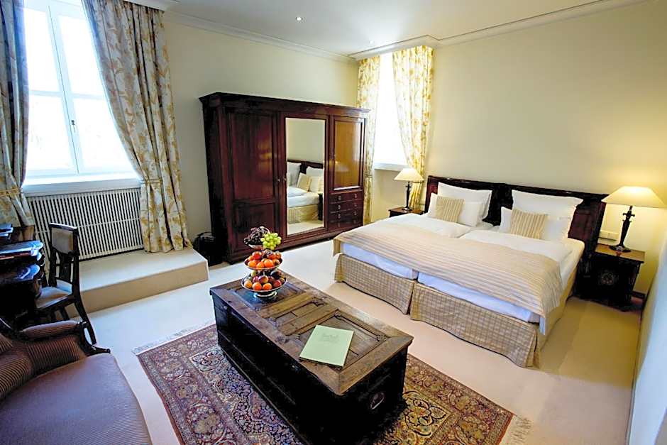 Schlosshotel Hugenpoet