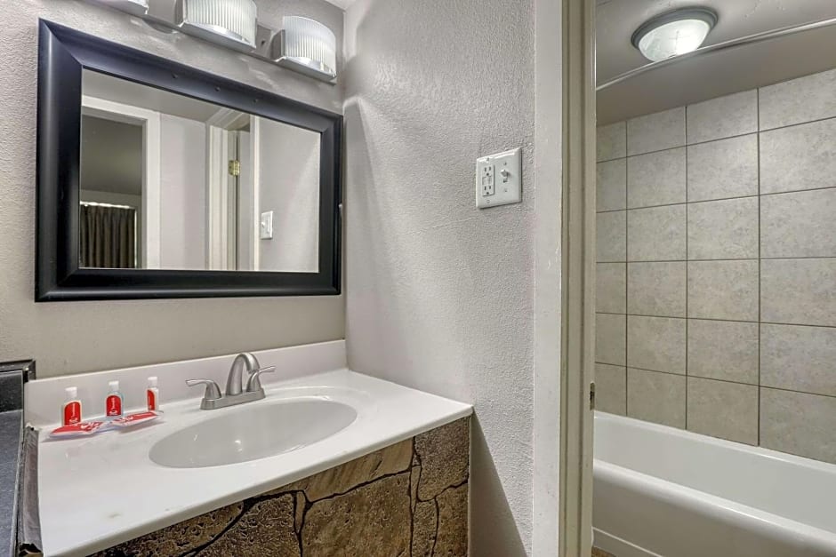 Suburban Studios Neenah-Appleton
