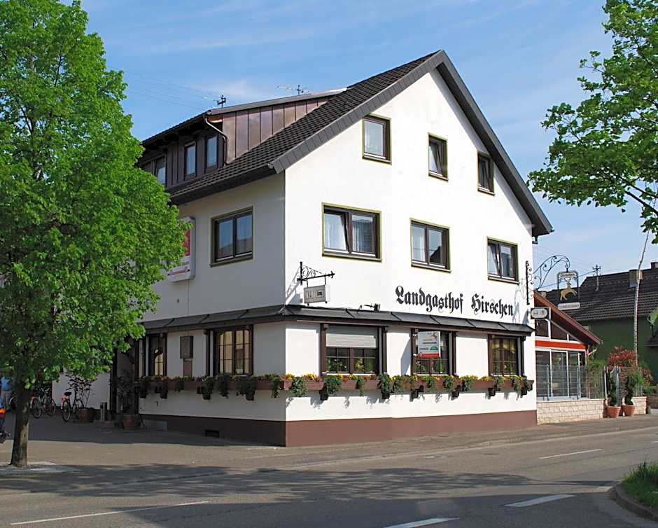 Hotel - Restaurant Hirschen - Werneths Landgasthof beim Europa- Park Rust