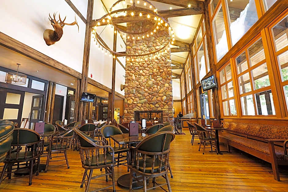 Grouse Mountain Lodge