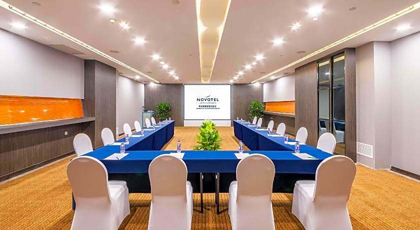 Novotel Zhengzhou Convention Centre Hotel