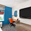 Holiday Inn Express & Suites Columbus at Northlake By IHG