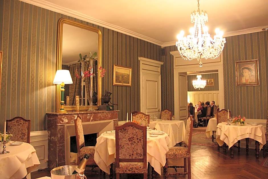 Château des Monthairons Hôtel Restaurant GastroMaison Spa privatif