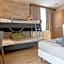 Chalet Tovel - Mountain Lake