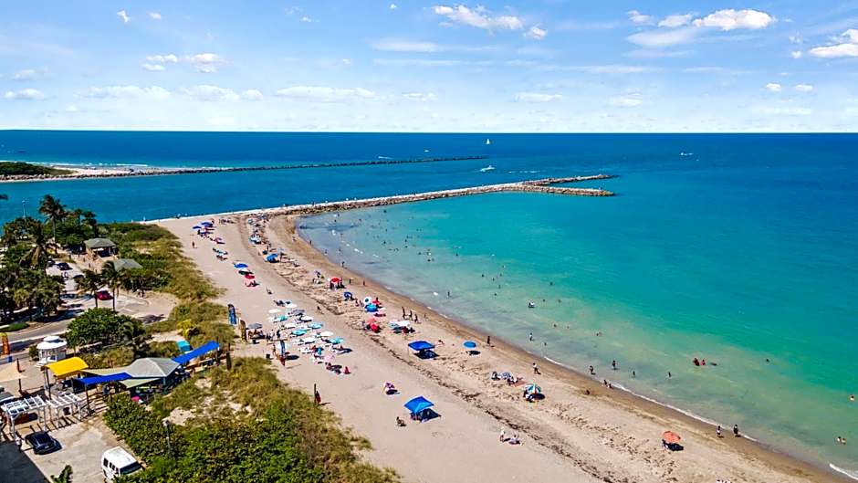 Oceanfront Inn, Inlet View, King Bed, #9