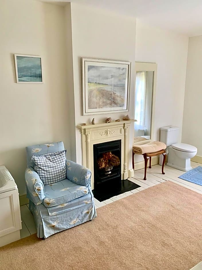 Dalton House Bed and Breakfast