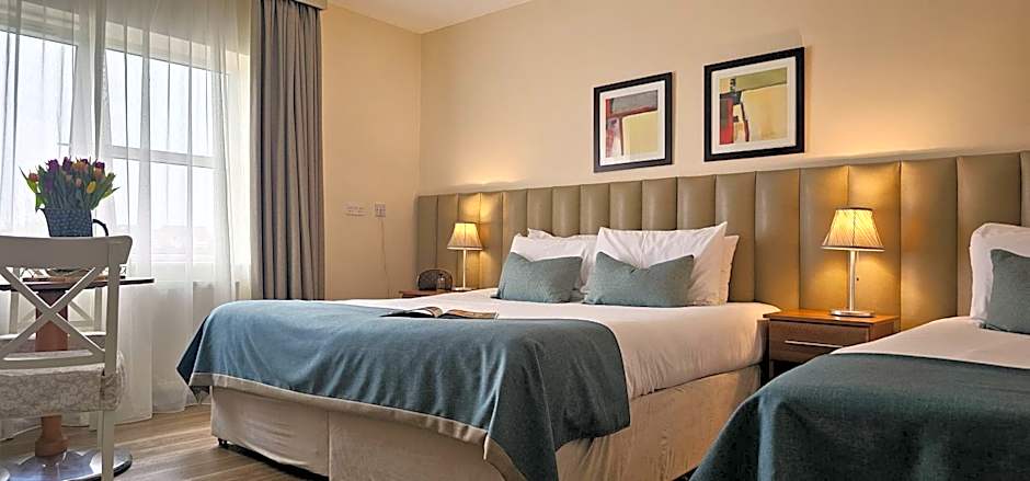 Moycarn Lodge & Marina