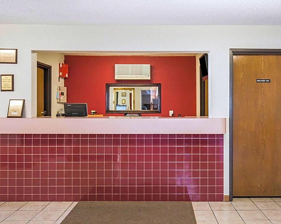 Rodeway Inn Cedar Rapids Westdale