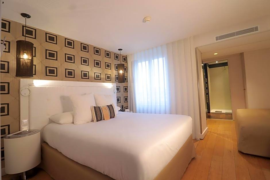 Best Western Plus Up Hotel & Bar