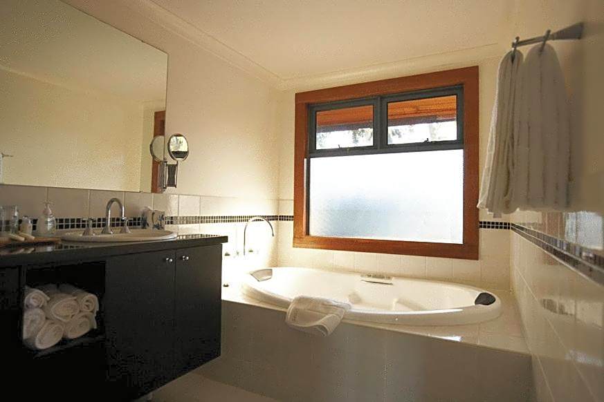 Lazy River Boutique Bed & Breakfast