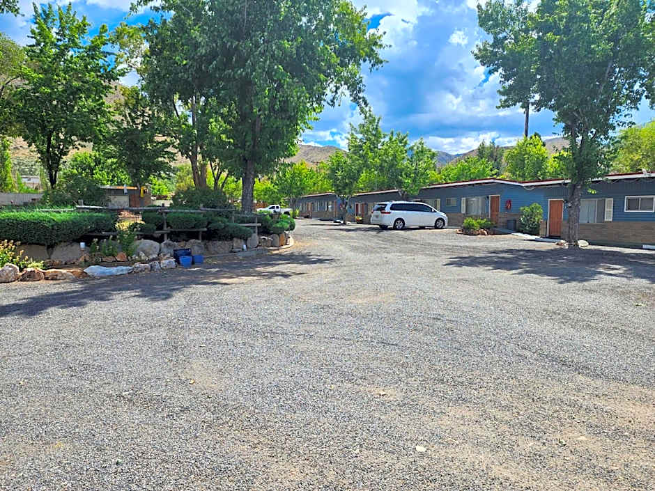 Toiyabe Motel