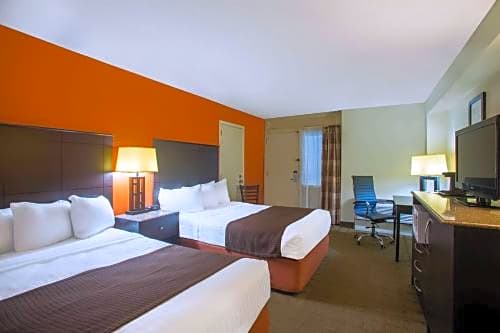 AmericInn by Wyndham International Falls