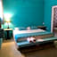 Riad Lola