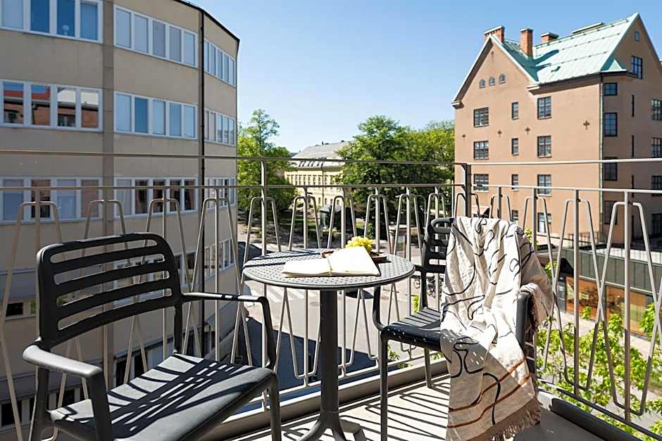 Sky Hotel City Apartments