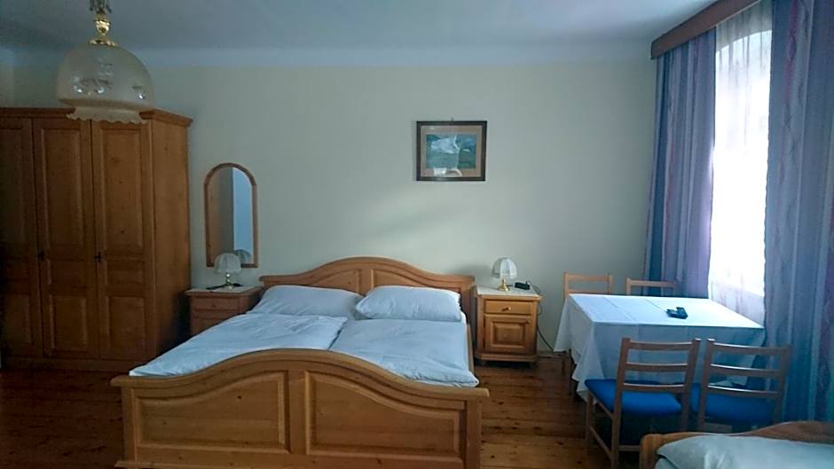 Stanglwirt Frühstückspension